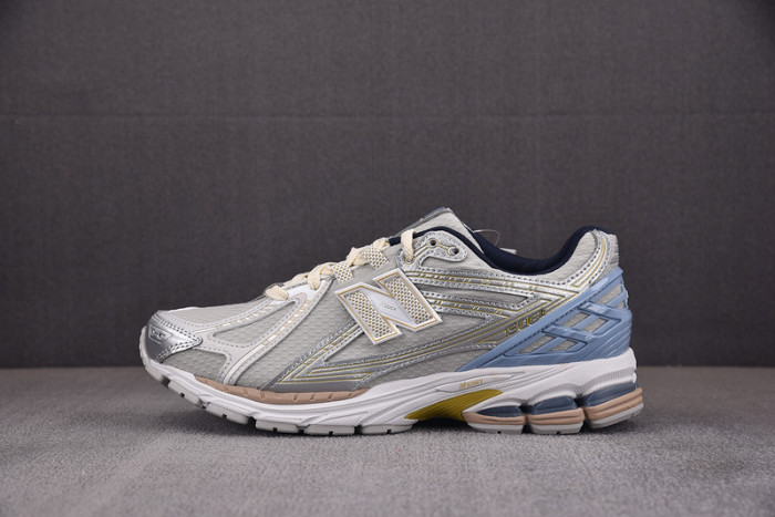 n*ew b*alance copshoe nb-122